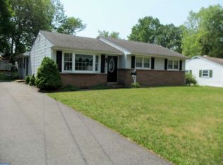 17 Willingboro Rd, Sewell, NJ 08080