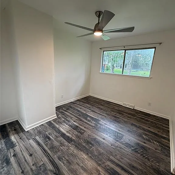 713 Plaza Dr — Photo 12