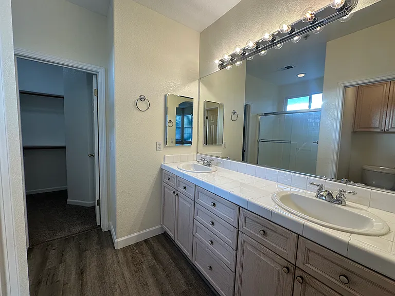 6227 Ingleston Dr — Photo 15