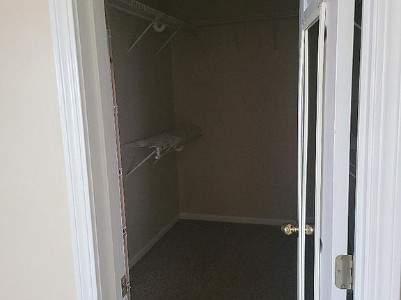 4th image of 2900 Garland St