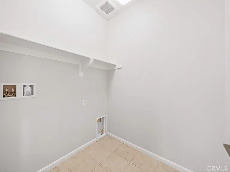 63 Darby — Photo 28