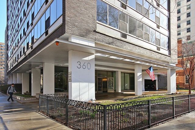 1st image of 360 W Wellington Ave APT 8A