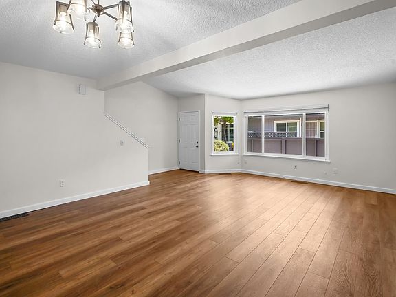 5th image of 5030 Country Club Drive