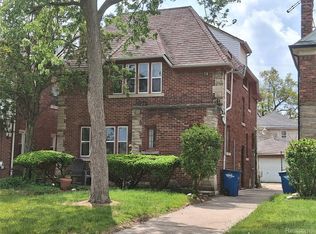 17509 Santa Barbara Dr, Detroit, MI 48221
