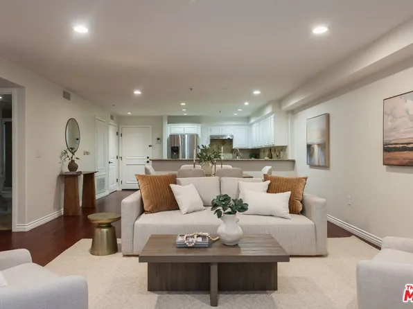 4733 W Elmwood Ave #102, Los Angeles, CA 90004