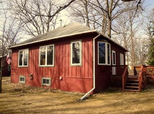 402 1st St SW, Crosby, MN 56441