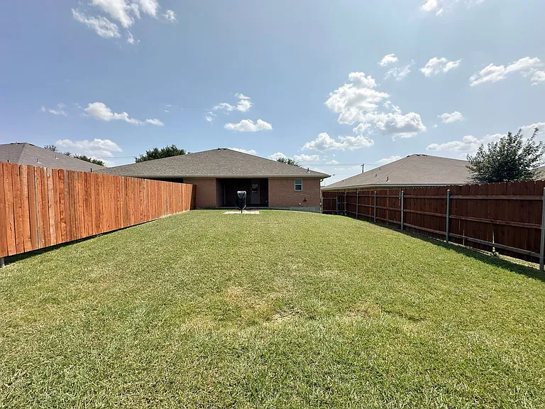 2703 Edgefield St — Photo 42