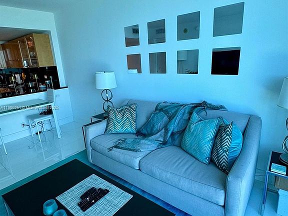 5th image of 6801 Collins Ave #C1115