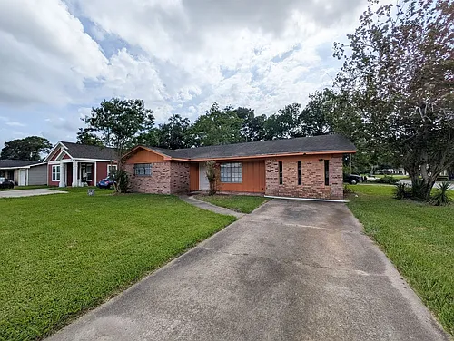 4404 Raven St Photo 1