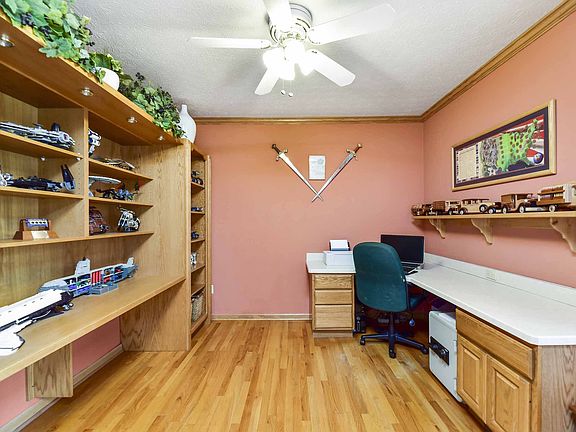 5th image of 28706 Laughlin Ln