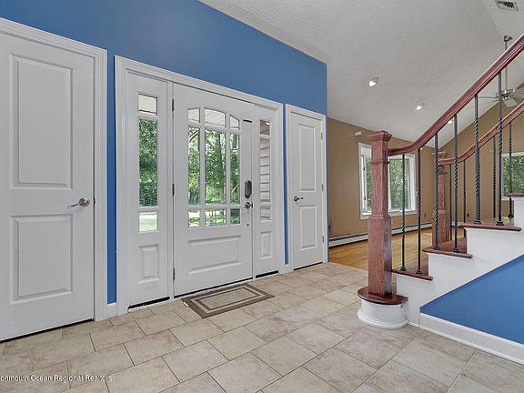 3rd image of 2354 Massachusetts Ave