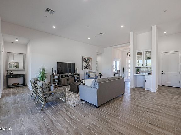 4th image of 5548 E SEVEN PALMS Drive
