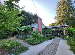 8925 E Burnside St, Portland, OR 97216