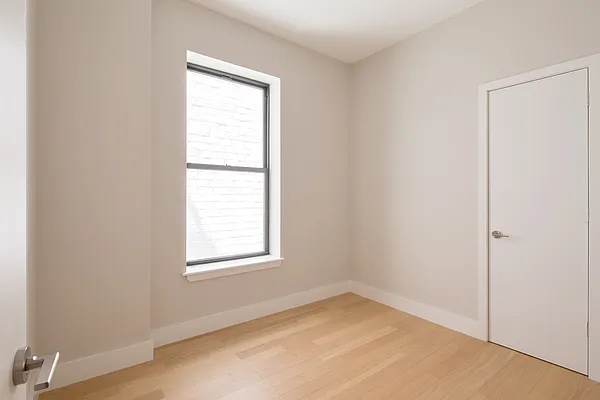 Rented by Corigin Management | media 11