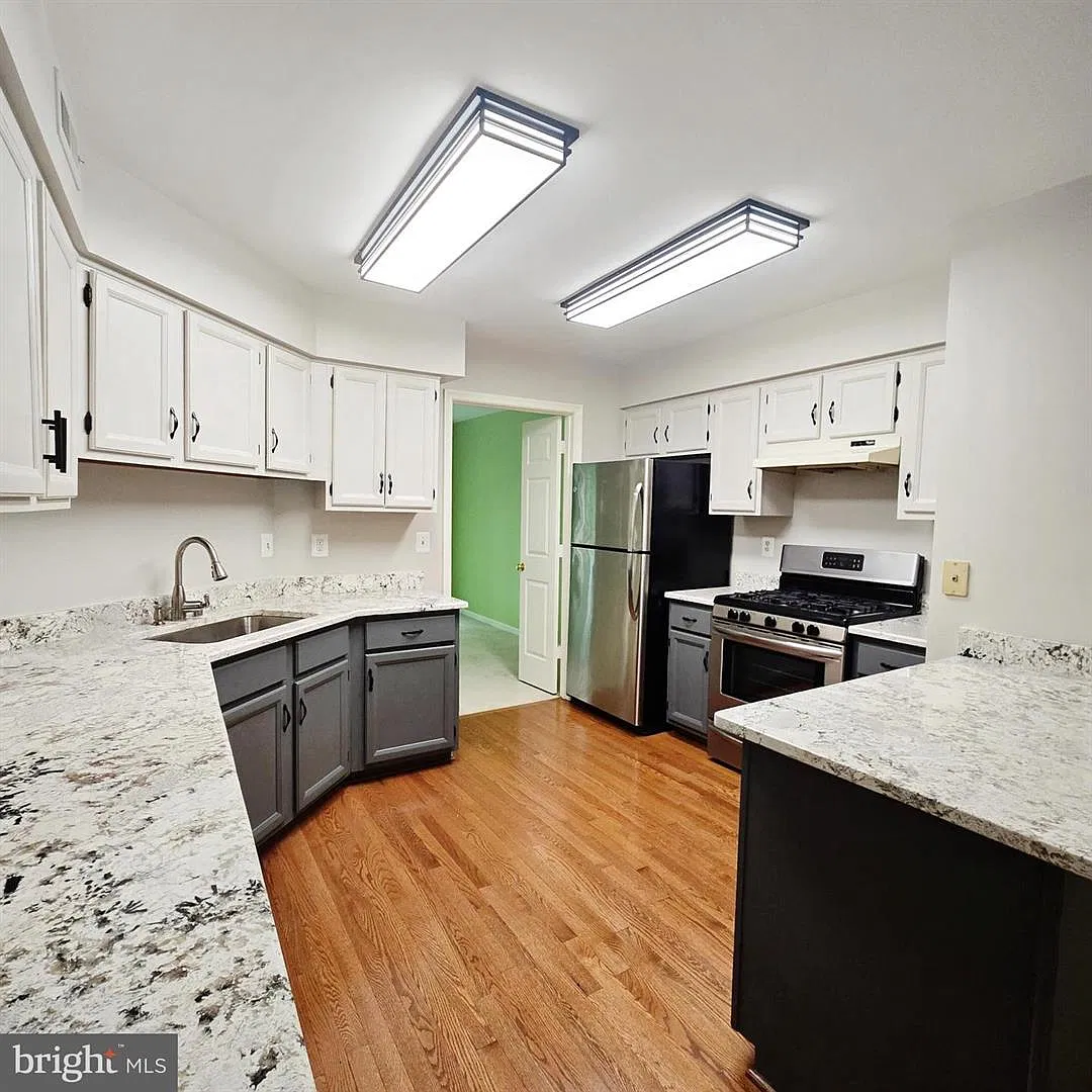Placid Lake Ter, Germantown — Photo 1