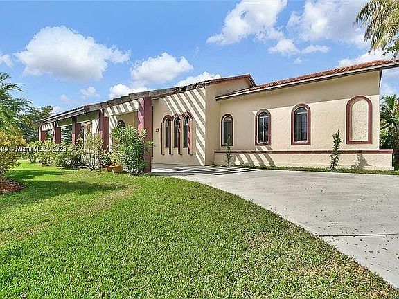 5th image of 5425 SW 190th Ave #5425