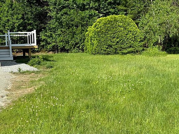 3rd image of 24 Vaillancourt Dr