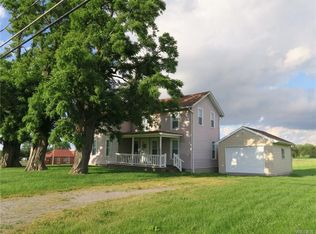 829 N Lyndonville Rd, Lyndonville, NY 14098