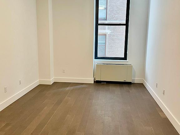 5th image of 25 Broad St APT 16O
