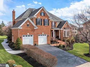 8363 Sapphire Lakes Ct, Gainesville, VA 20155