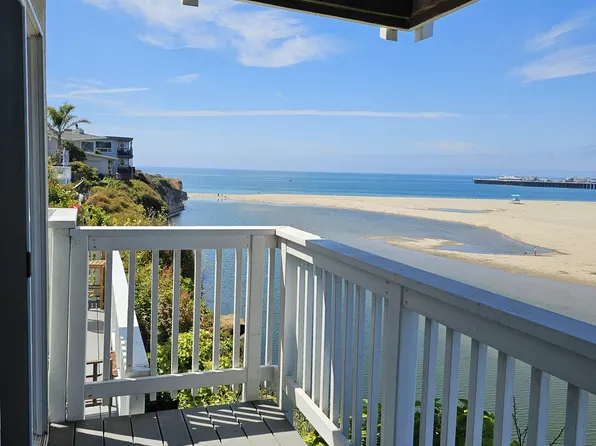 1114 E Cliff Dr APT 6, Santa Cruz, CA 95062