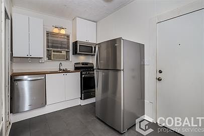 1st image of 853 Myrtle St NE #10759521