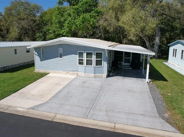 3025 Hickory Dr, Wesley Chapel, FL 33543