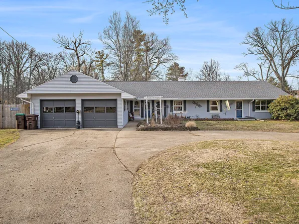 514 Linden Ave, Albion, MI 49224