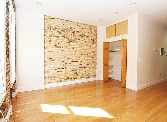 4th image of 527 W 141st St #55