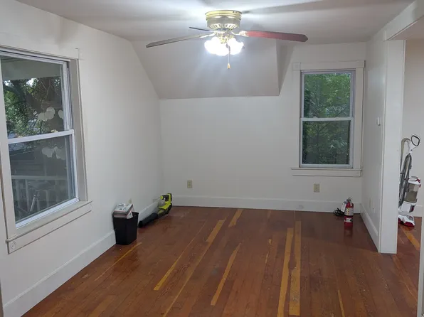 14-16 Beech St, Greenfield, MA 01301