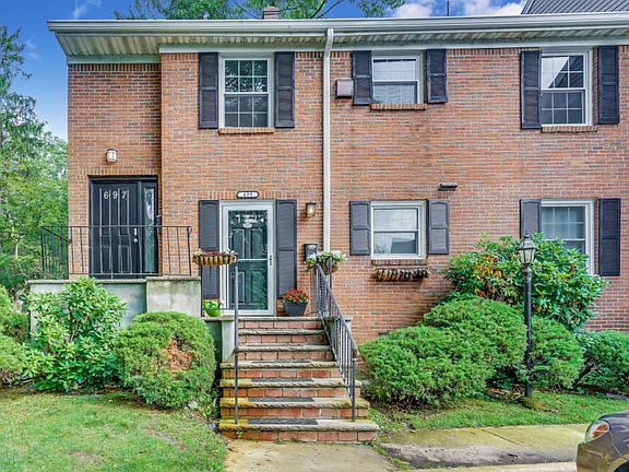 4th image of 697 N Lake Dr #2000