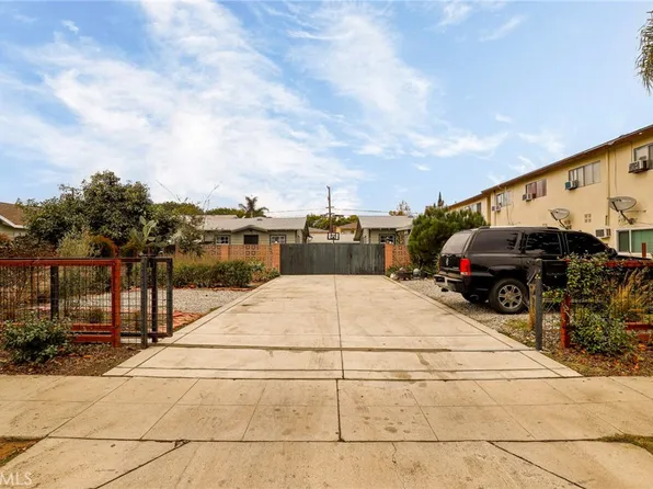 9515 Victoria Ave, South Gate, CA 90280