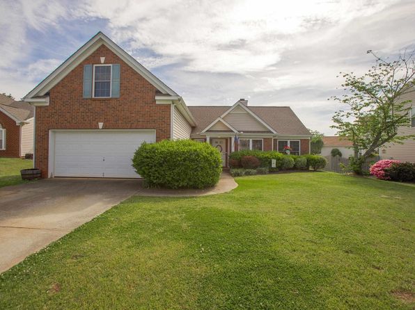 104 Ashby Cross Ct, Greer, SC 29651