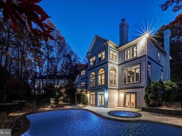 2602 Lasswade Ln, Oakton, VA 22124