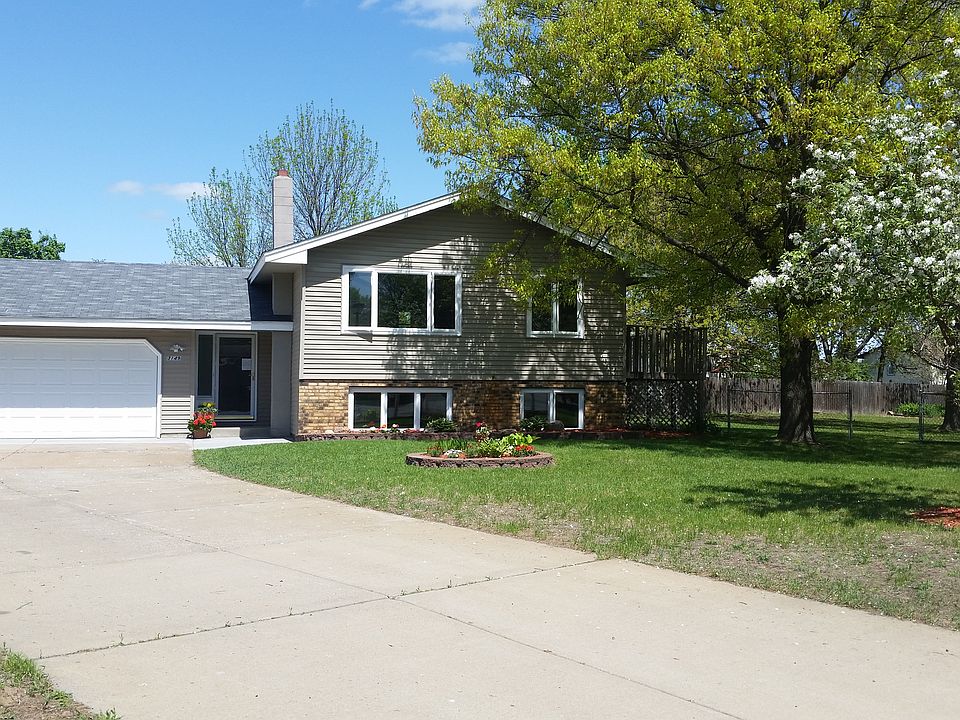 1st image of 3149 136th Ave NW