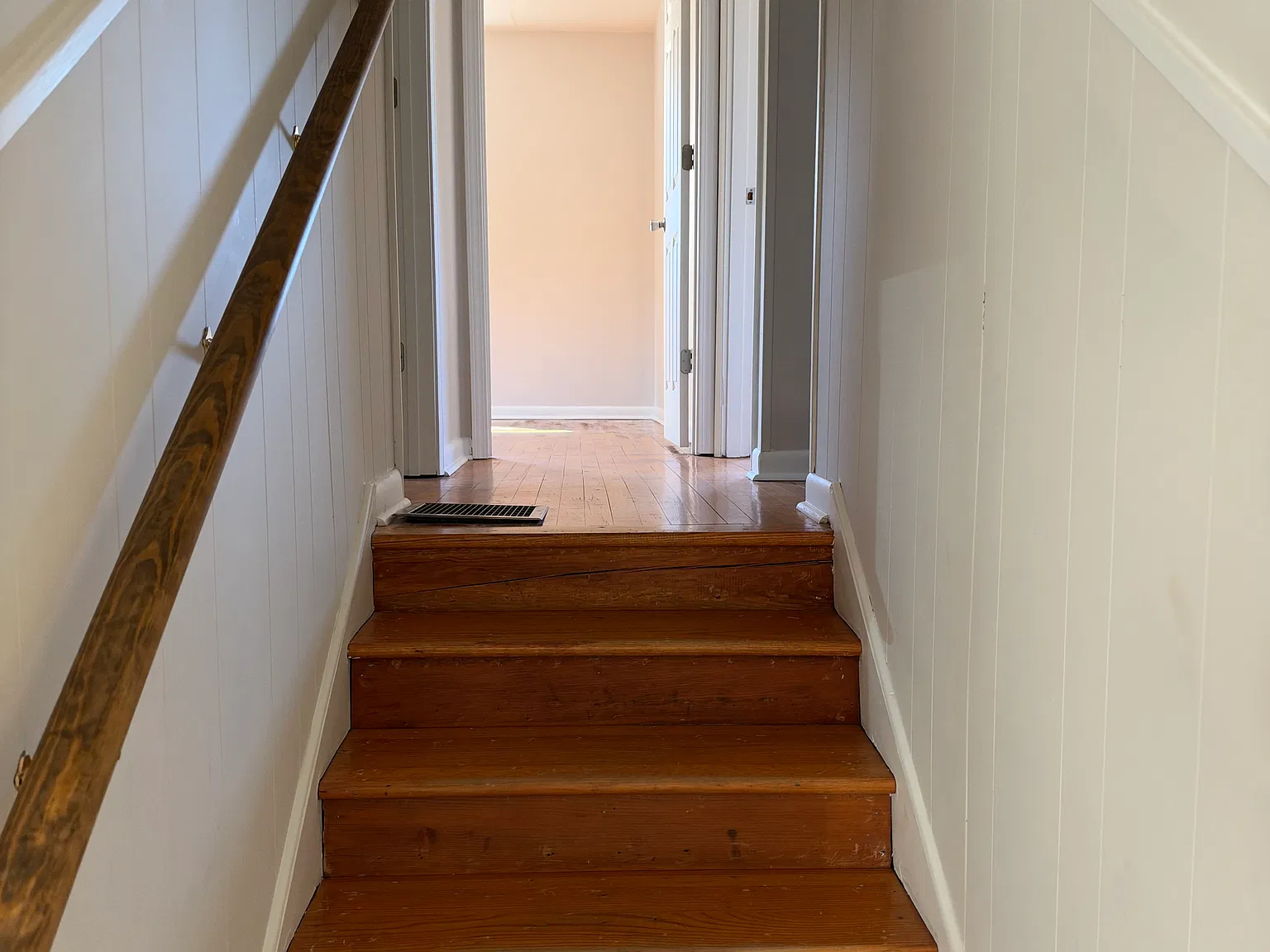 3 bed, $1,400 — Photo 4