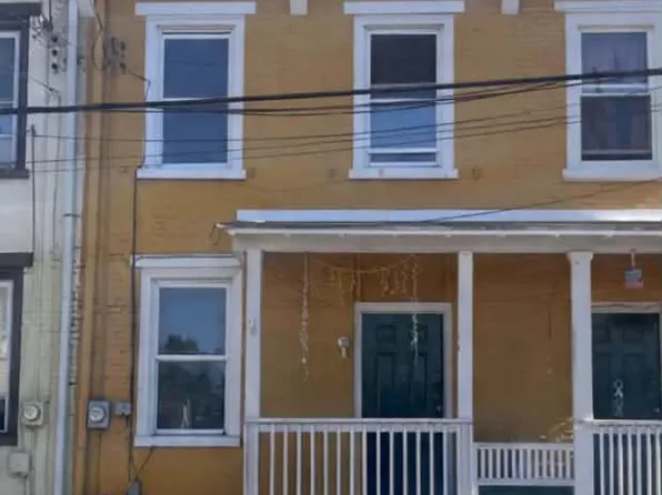 631 W Race St, Pottsville, PA 17901