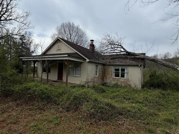 4455 Celia Creek Rd, Lenoir, NC 28645