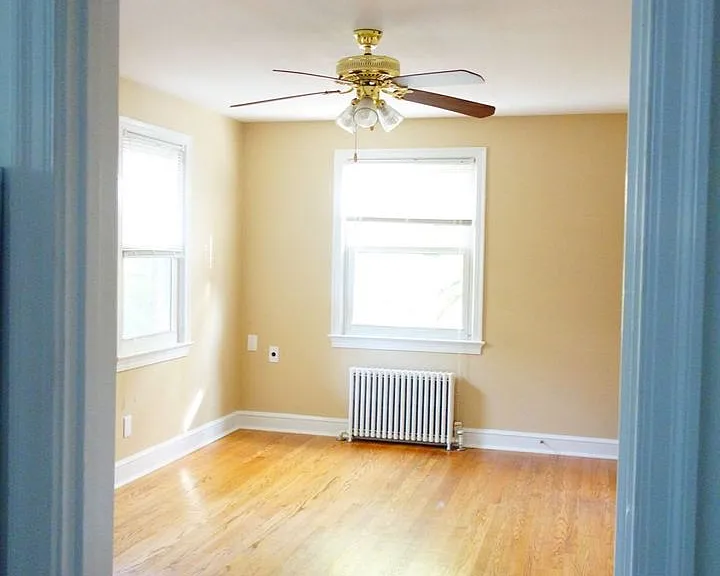 8206 Greenwood Ave — Photo 23