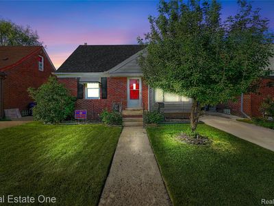 540 Champaign Rd, Lincoln Park, MI, 48146