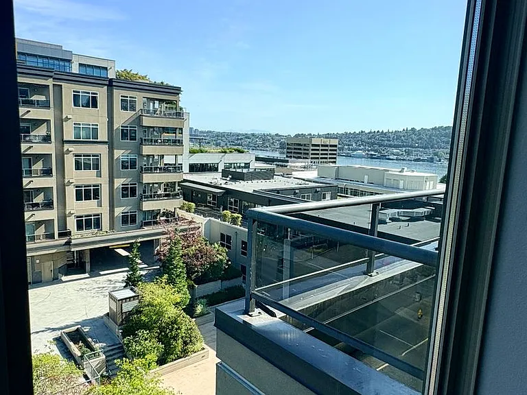 900 Aurora Ave N #S608 — Photo 7
