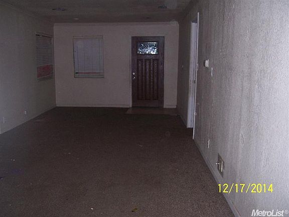 4th image of 3411 S Odell Ave