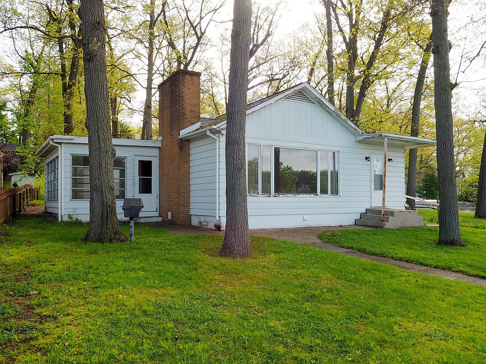 1st image of 34217 Hillside Dr