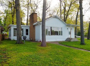 34217 Hillside Dr, Paw Paw, MI 49079