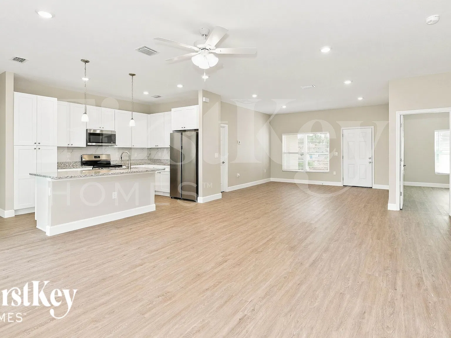 4 bed, 3.0 bath, 1850 sqft, $2,090 — Photo 2