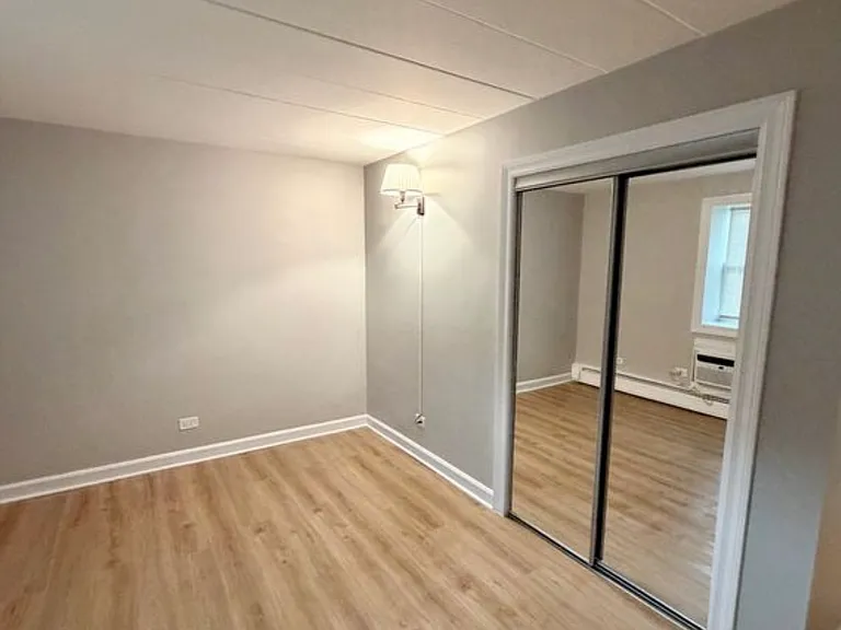 2025 W Granville Ave #B110 — Photo 13