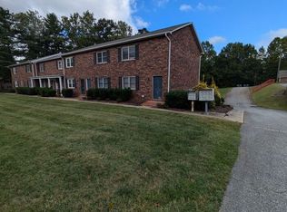 1415 20th Ave NE APT F, Hickory, NC 28601