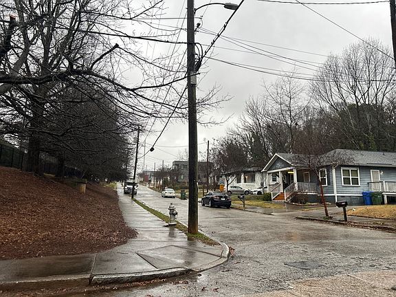 5th image of 1145 W Ave SW