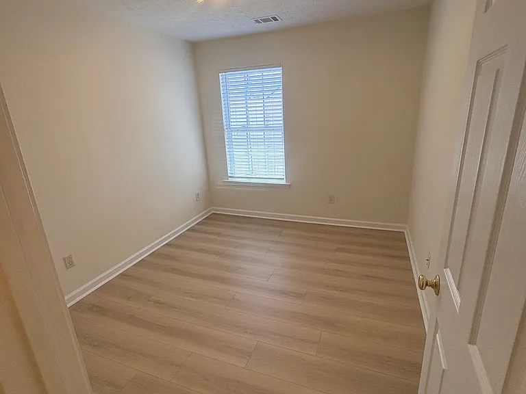 3880 Grovemont Pl — Photo 14