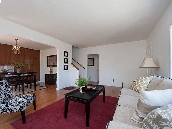 4th image of 5434 Clinton Ave